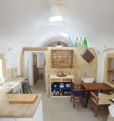 Corones House Apartman